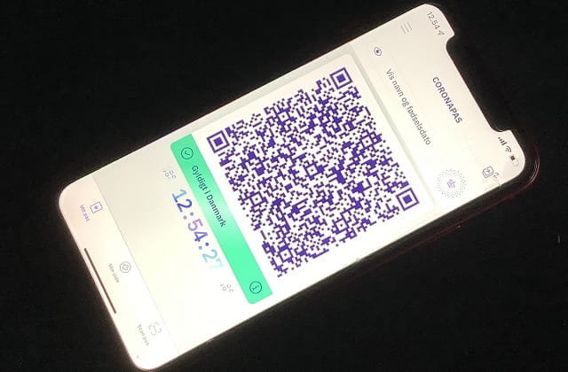 coronapas på telefon